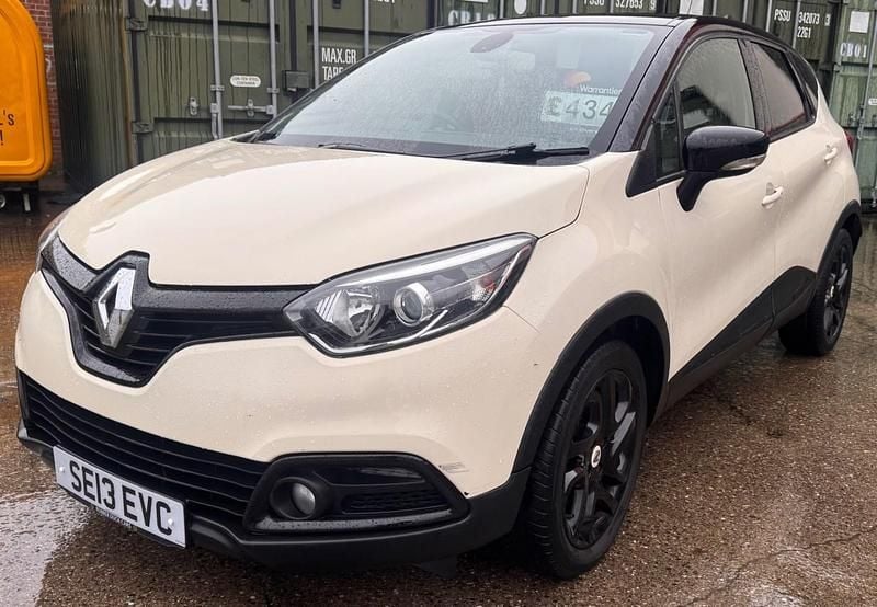 Usado Renault Captur Dynamique 90 HP (66 kW) 2013 Bege SUV