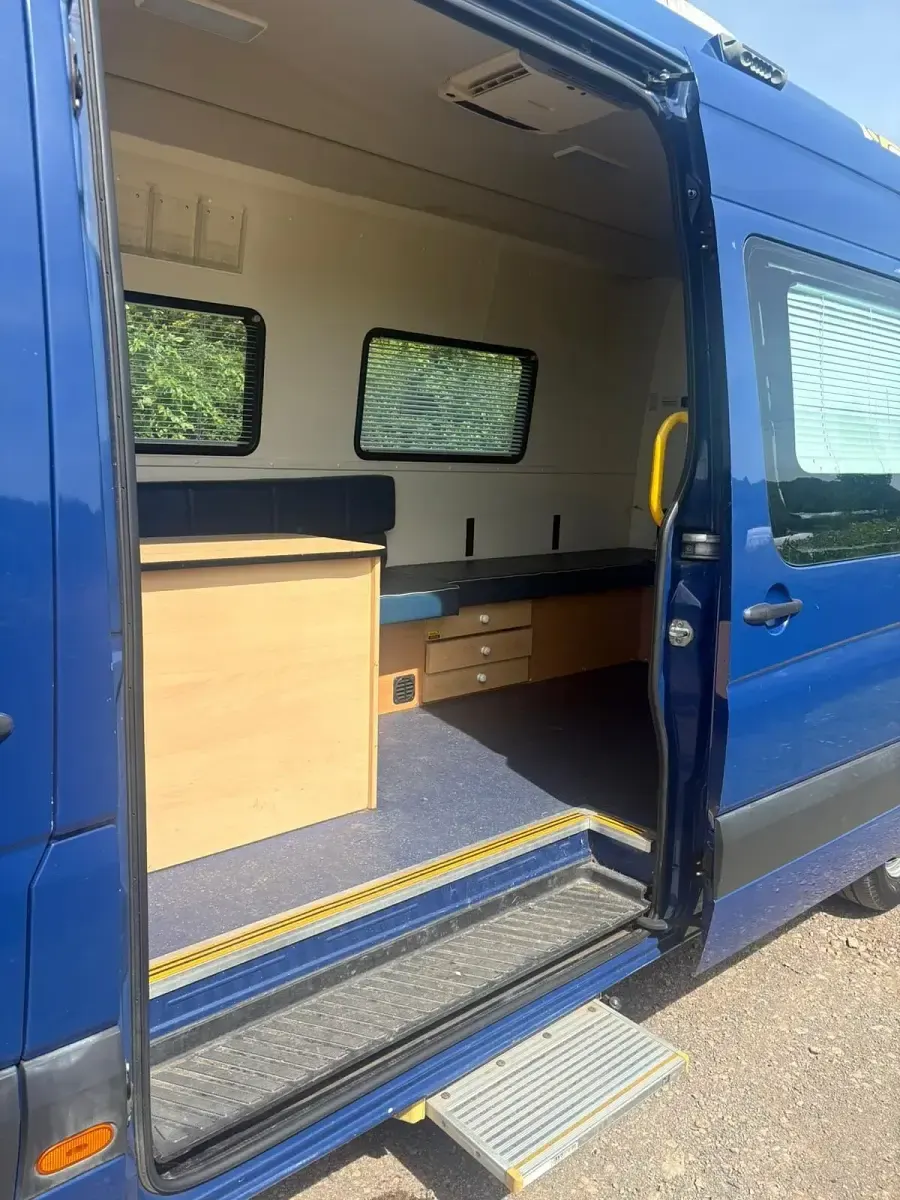 Used VW Crafter 136 HP (100 kW) 2012 Blue Van