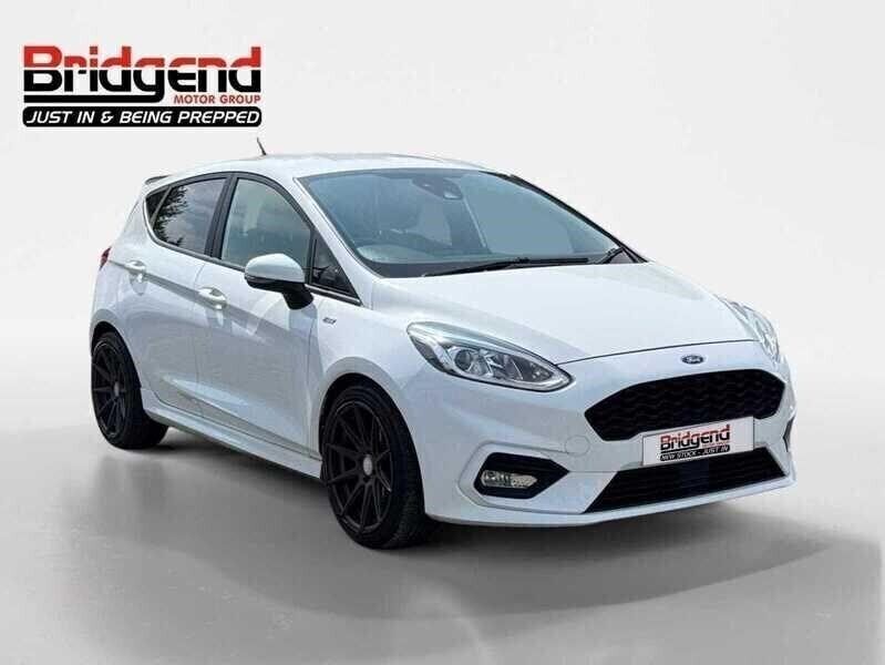 White Used 2018 Ford Fiesta ST-Line Hatchback | £8,199 (A bit pricey) - Image 1/4