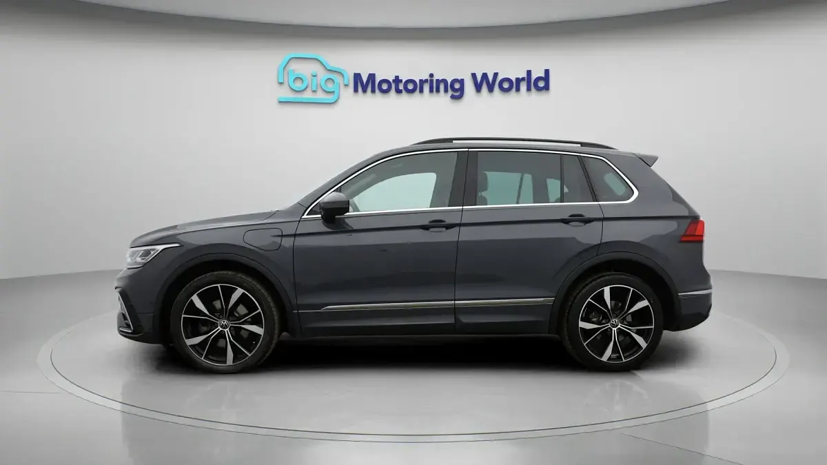 Used VW Tiguan R-line 242 HP (177 kW) 2023 SUV