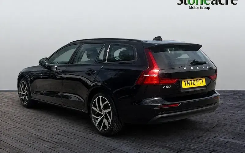 Used Volvo V60 Momentum 150 HP (110 kW) 2020 Estate