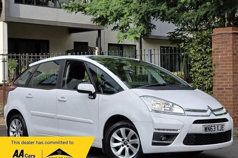 White Used 2013 Citroën C4 Picasso MPV | £1,995 (Good price) - Image 1/1