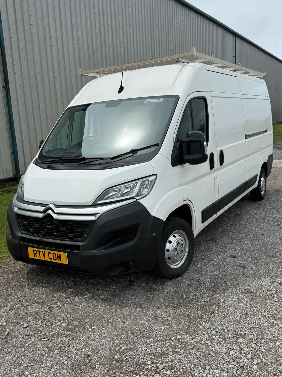 Used Citroën Relay 140 HP (102 kW) 2021 White Van