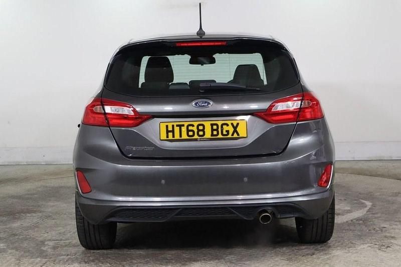 Used Ford Fiesta ST-Line 125 HP (91 kW) 2018 Grey Hatchback