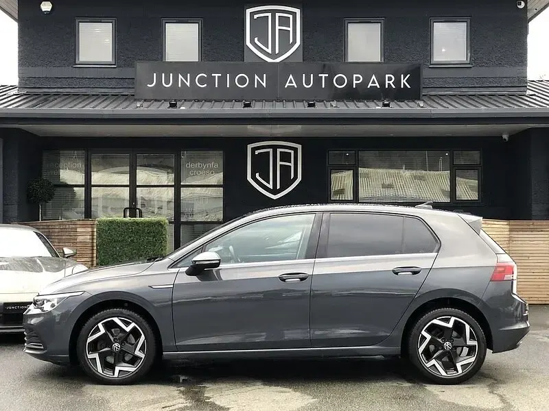Used VW Golf VII Style 130 HP (95 kW) 2020 Grey Hatchback