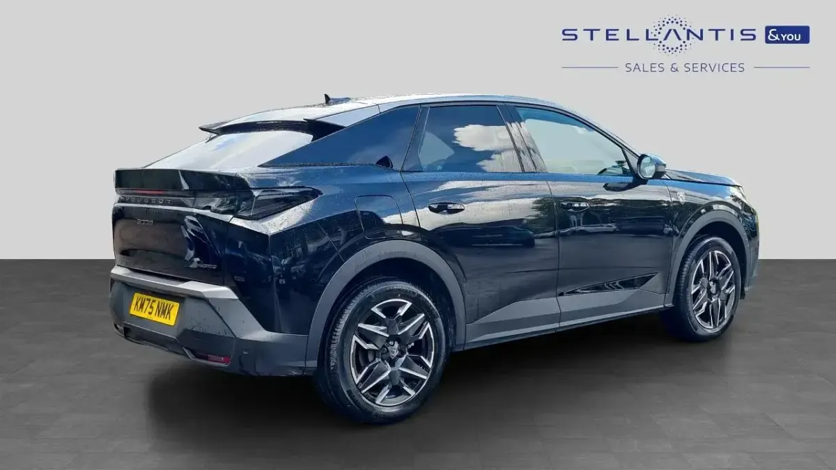 Used Peugeot 3008 GT 143 HP (105 kW) 2025 Black SUV