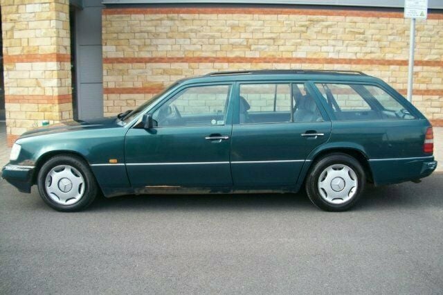 Used Mercedes E200 Classic 1995 Estate