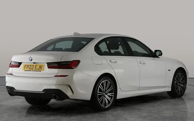 Used BMW 330e M Sport 292 HP (214 kW) 2022 White Sedan
