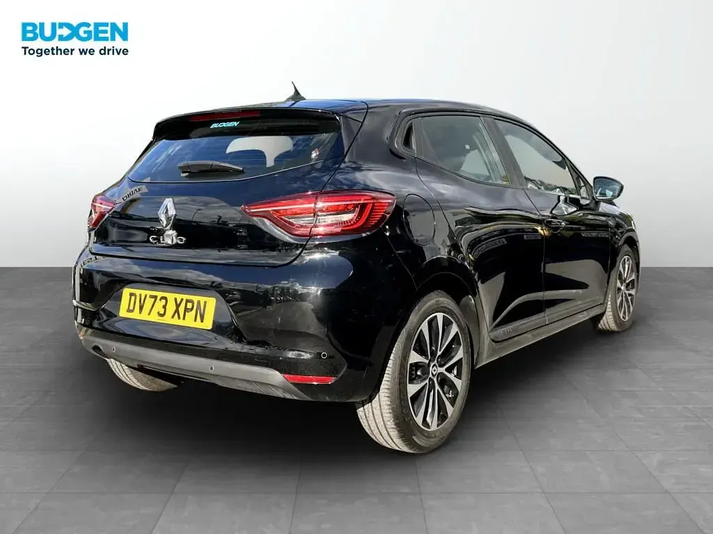 Used Renault Clio Evolution 90 HP (66 kW) 2023 Black Hatchback