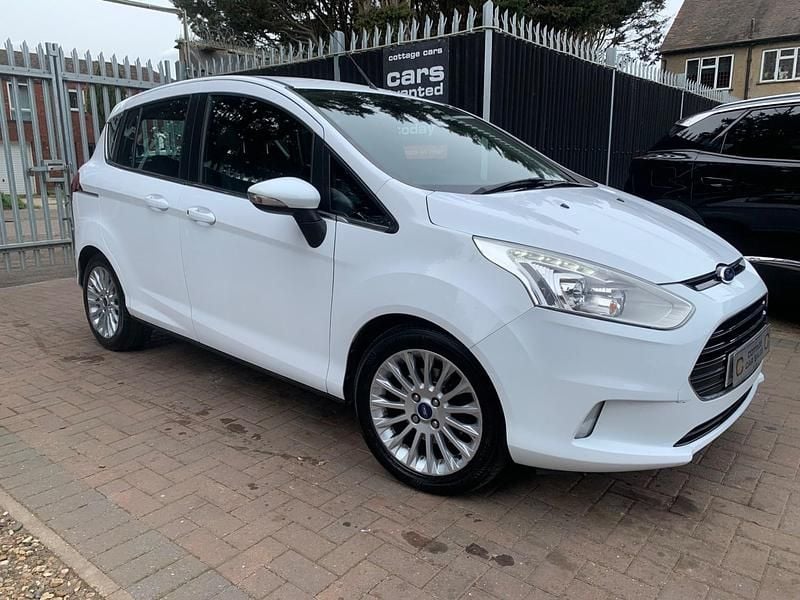 Used Ford B-MAX Titanium 105 HP (77 kW) 2013 White MPV