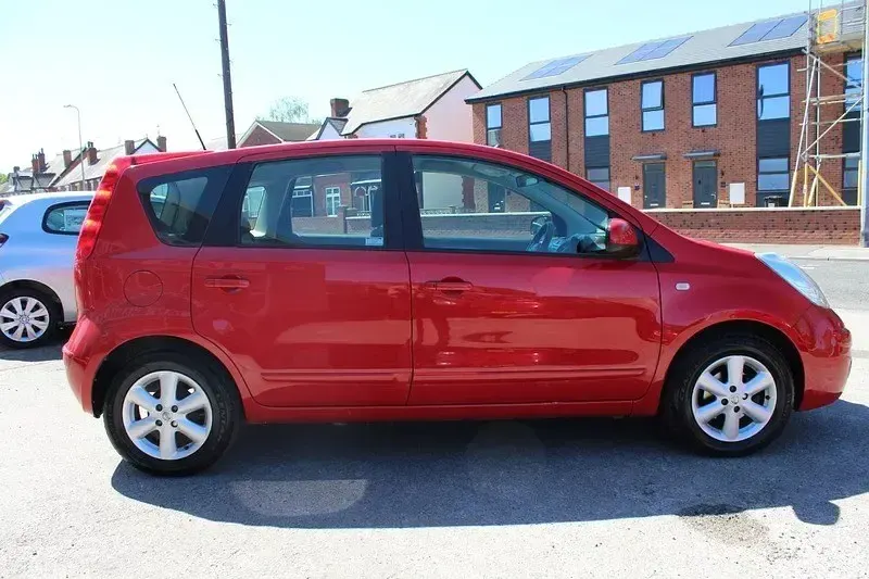 Używany Nissan Note Acenta 2008 Czerwony Hatchback