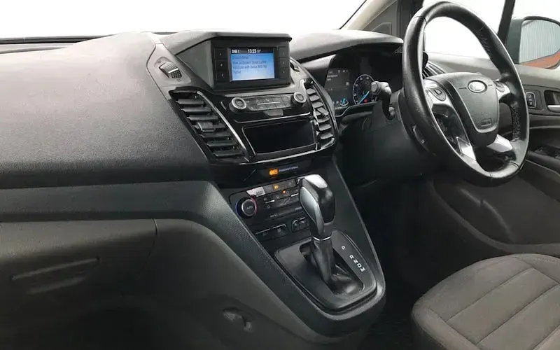 Used Ford Tourneo Titanium 120 HP (88 kW) 2021 Estate