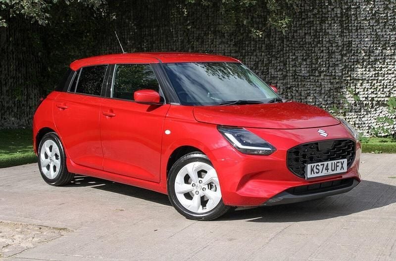 Used 2024 Suzuki Swift Hatchback | £16,699 (Expensive) - Image 1/3