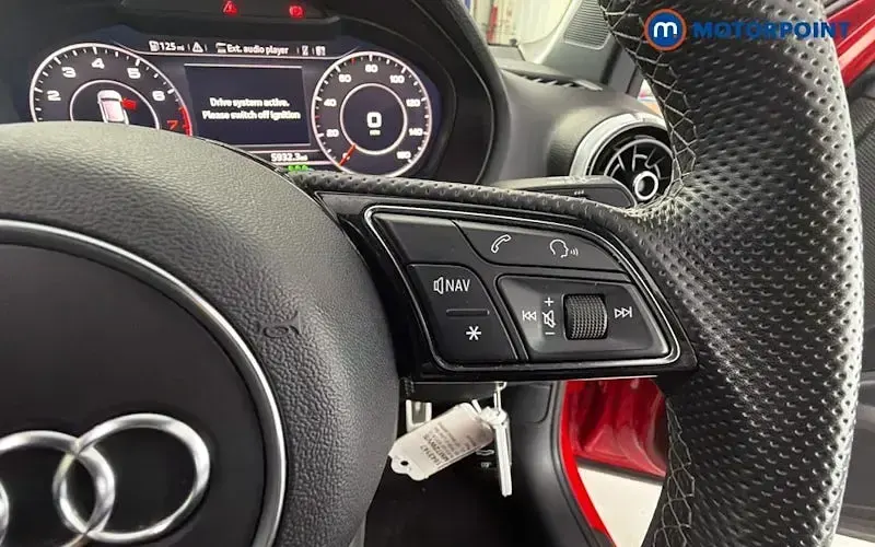 Used Audi Q2 S-Line 110 HP (80 kW) 2022 Red SUV