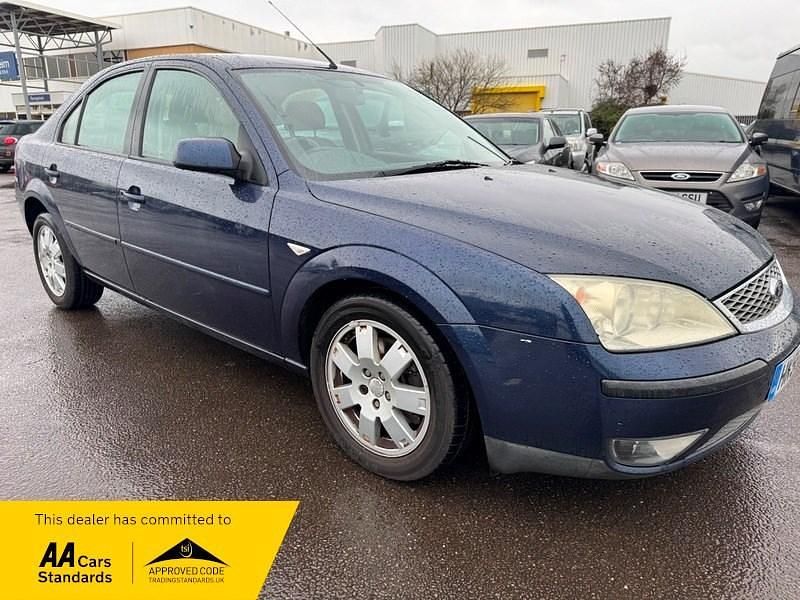 Used Ford Mondeo Zetec 2007 Blue Hatchback