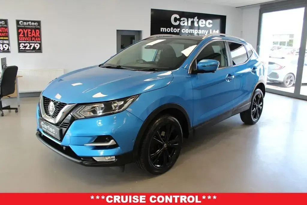 Used Nissan Qashqai N-Connecta 113 HP (83 kW) 2018 Blue SUV