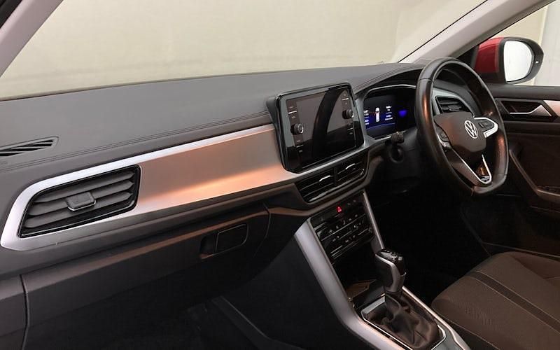 Used VW T-Roc Life 150 HP (110 kW) 2025 SUV