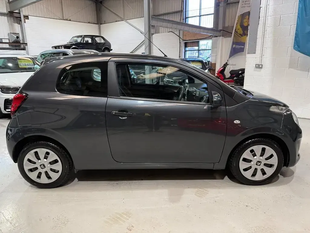 Used Citroën C1 Feel 68 HP (50 kW) 2015 Grey Hatchback