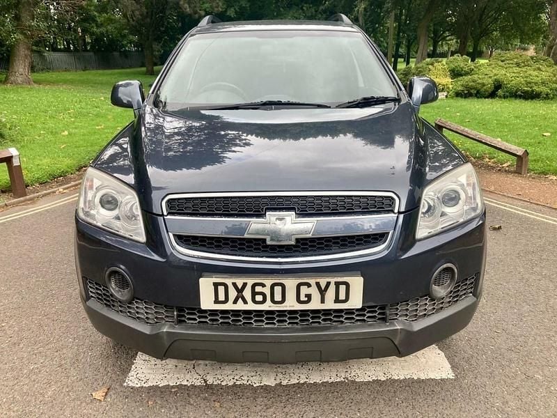 Used Chevrolet Captiva LT 2011 Grey SUV