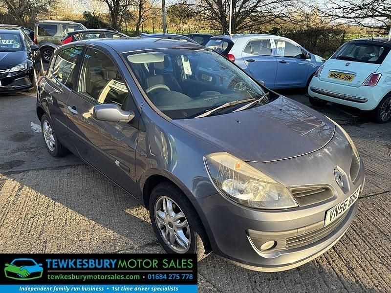 Used Renault Clio II Dynamique 98 HP (72 kW) 2007 Blue Hatchback