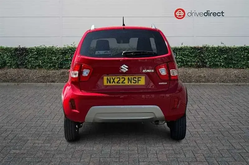 Używany Suzuki Ignis SZ5 83 KM (61 kW) 2022 Czerwony SUV