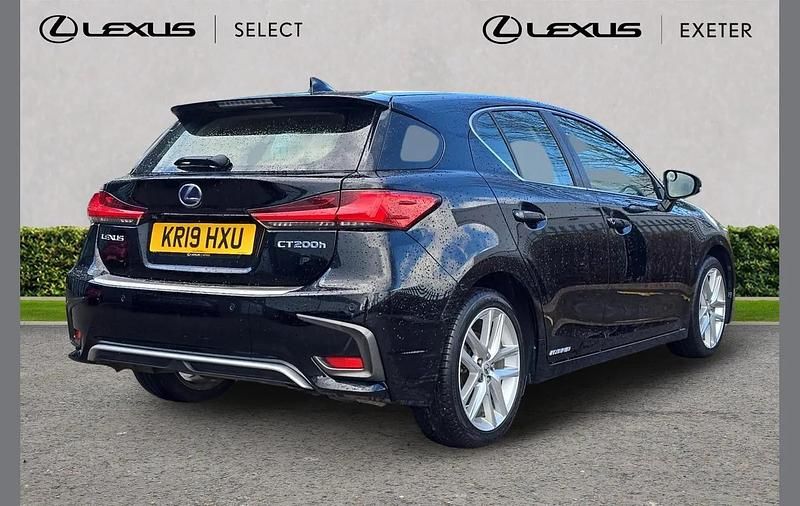Used Lexus CT200h 134 HP (98 kW) 2019 Black Hatchback
