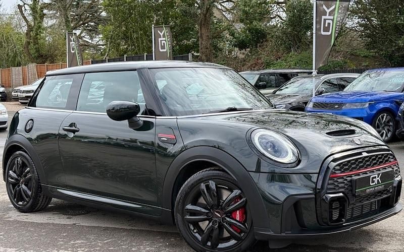 Usado Mini John Cooper Works Hatch 231 CV (169 kW) 2022 Utilitario