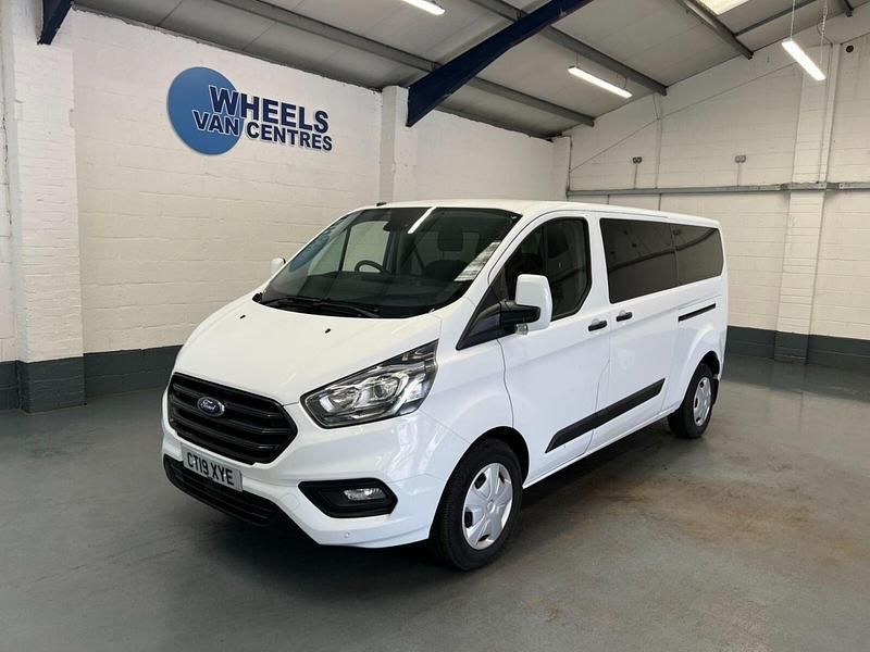 White Used 2019 Ford Transit Custom Trend Estate | £18,990 (Fair price) - Image 1/4
