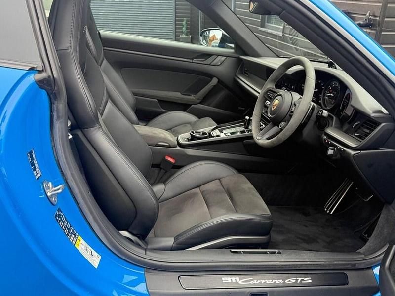 Used Porsche 911 Carrera GTS 480 HP (353 kW) 2024 Blue Coupe