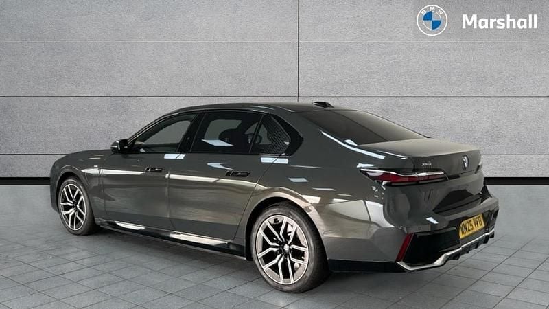 Used BMW 750e M Sport 489 HP (359 kW) 2025 Dravit grey metallic Sedan