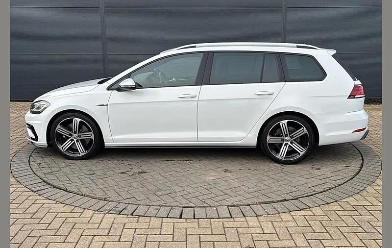 Second-hand VW Golf VIII R 296 CP (217 kW) 2020 Alb Break
