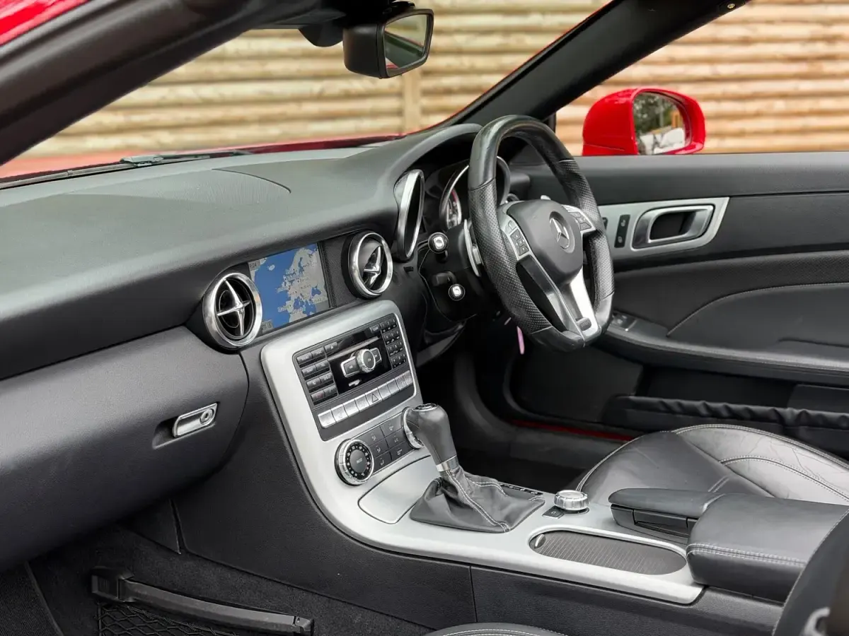 Used Mercedes SLK55 AMG 2013 Red Cabriolet