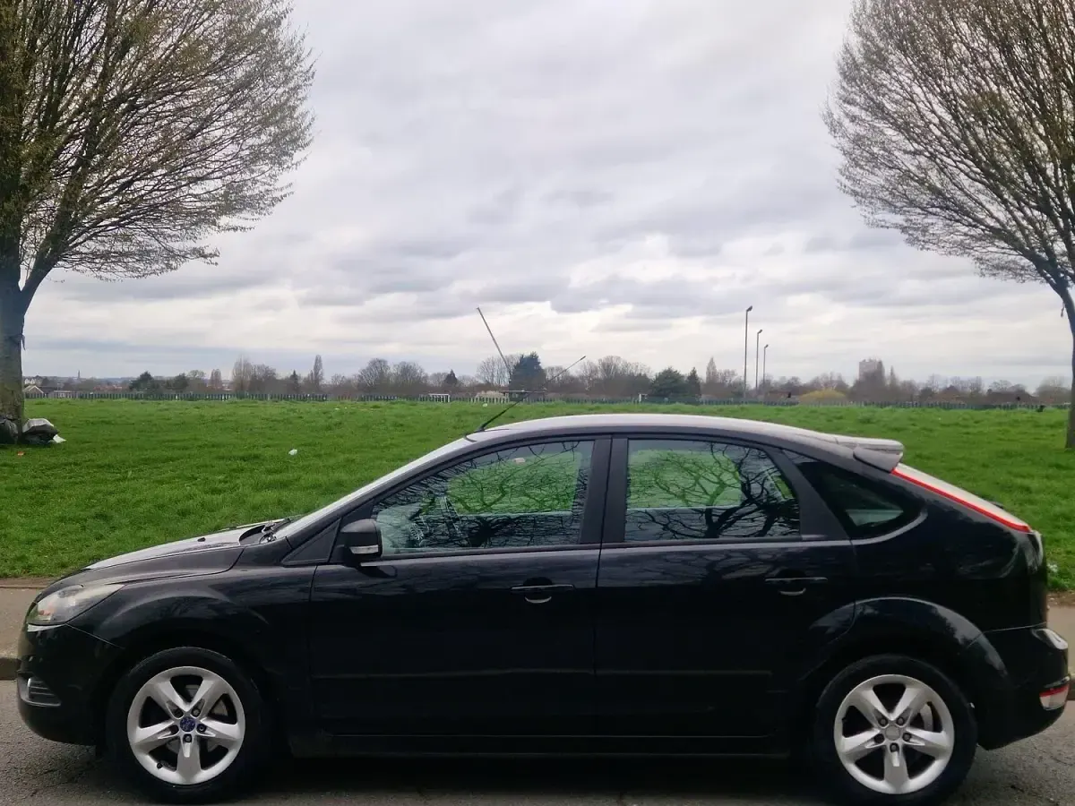 Used Ford Focus Zetec 2009 Black Hatchback