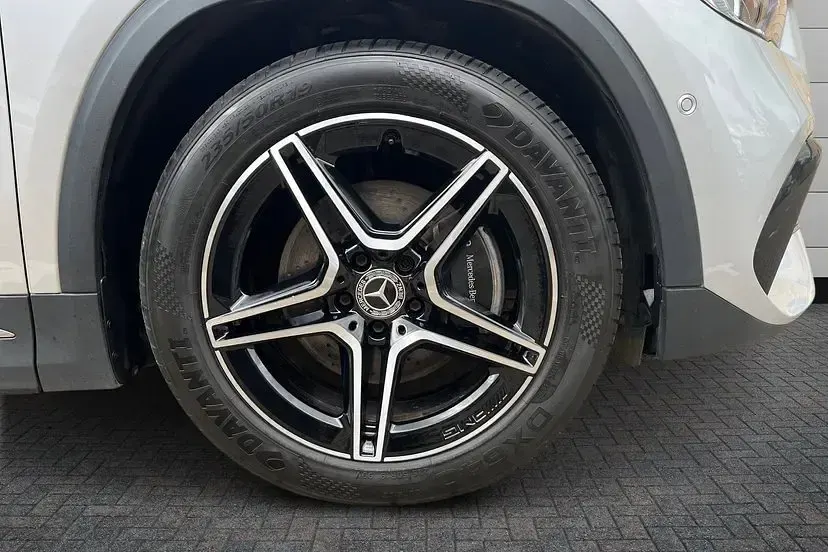 Used Mercedes GLA200 AMG Line Premium 163 HP (119 kW) 2023 Iridium silver SUV