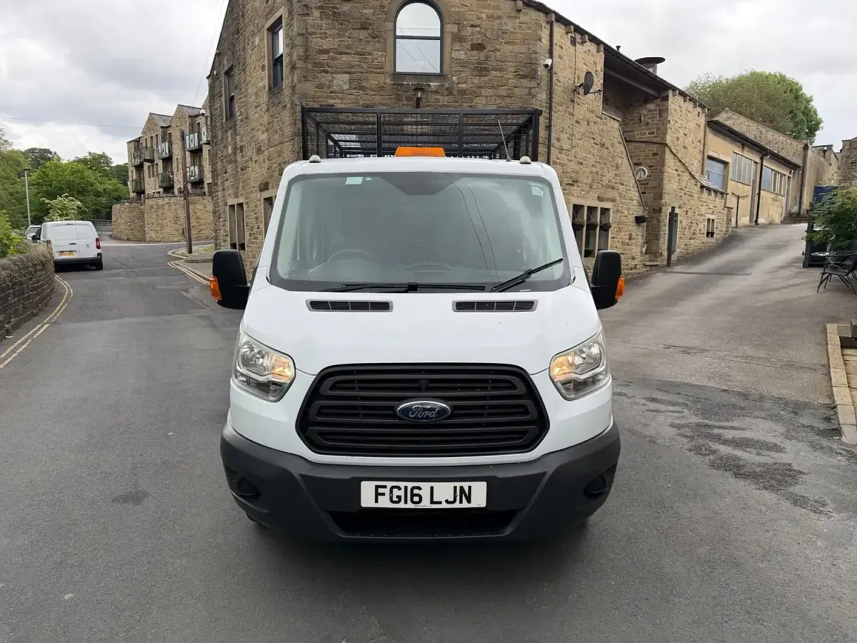 Used Ford Transit 125 HP (91 kW) 2016 White