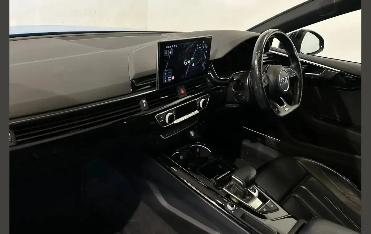 Used Audi A5 Comfort 200 HP (147 kW) 2021 Blue Coupe