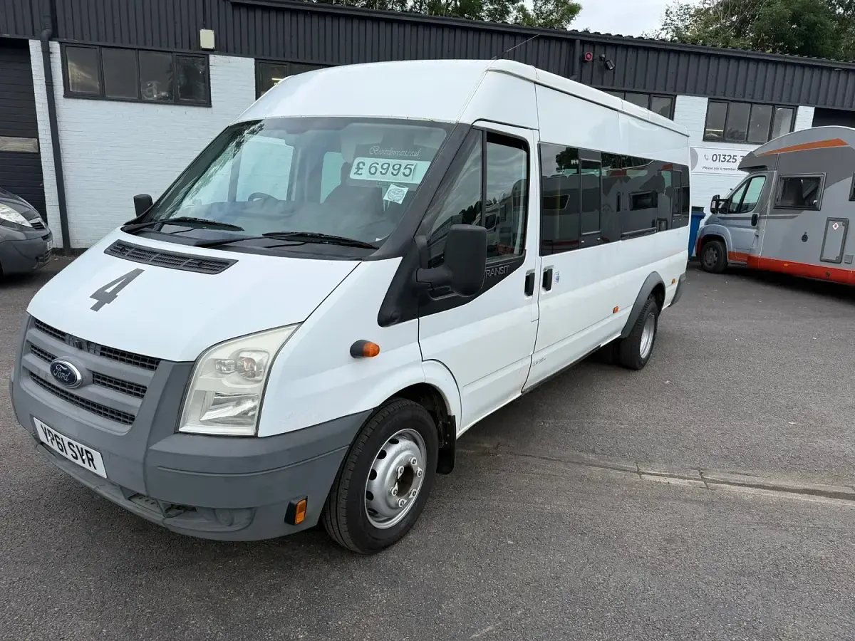 Used Ford Transit 140 HP (102 kW) 2011 White