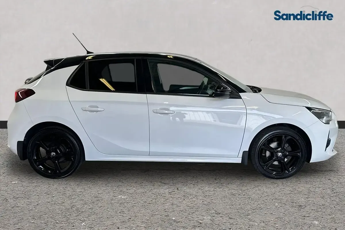 Used Vauxhall Corsa GS Line 75 HP (55 kW) 2023 White Hatchback