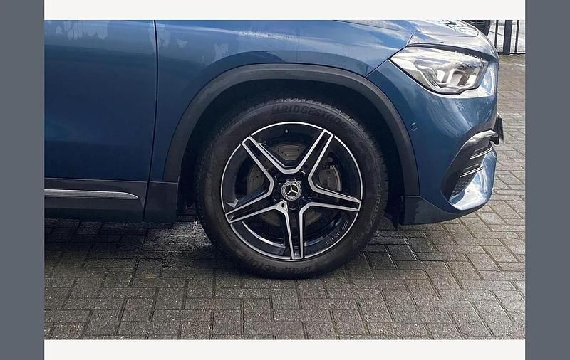 Used Mercedes GLA200 AMG Line Premium 163 HP (119 kW) 2023 Blue SUV