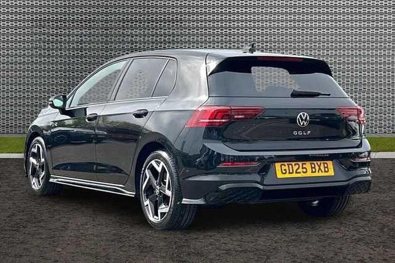 Used VW Golf VIII 150 HP (110 kW) 2025