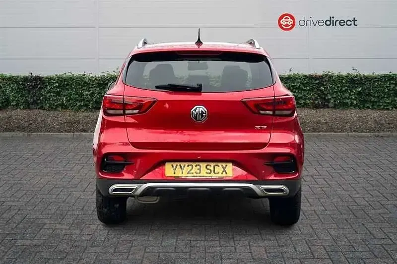 Usado MG ZS Exclusive 111 HP (81 kW) 2023 Vermelho SUV