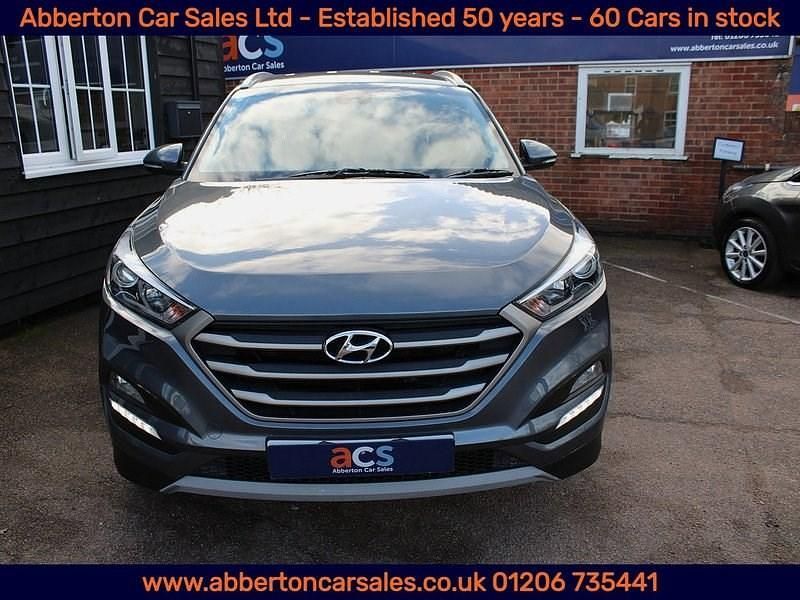 Used Hyundai Tucson SE 141 HP (103 kW) 2017 Grey SUV