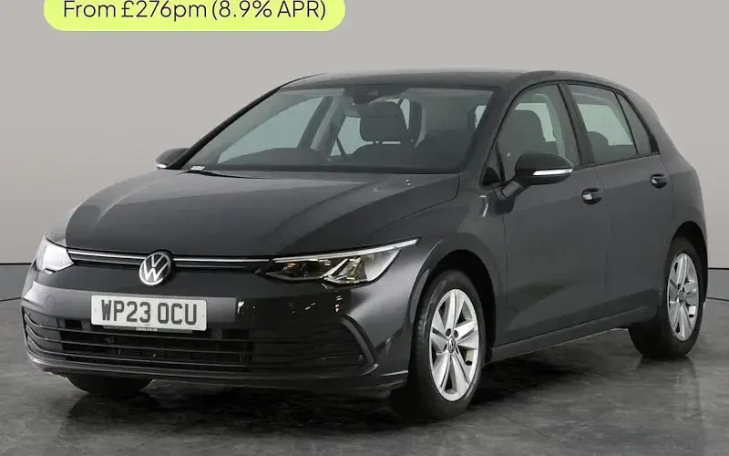 Used VW Golf VIII Life 150 HP (110 kW) 2023 Hatchback