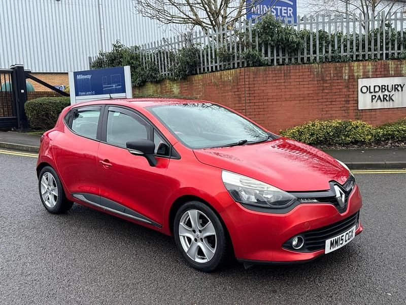 Red Used 2015 Renault Clio IV Expression+ Hatchback | £2,495 (Fair price) - Image 1/4