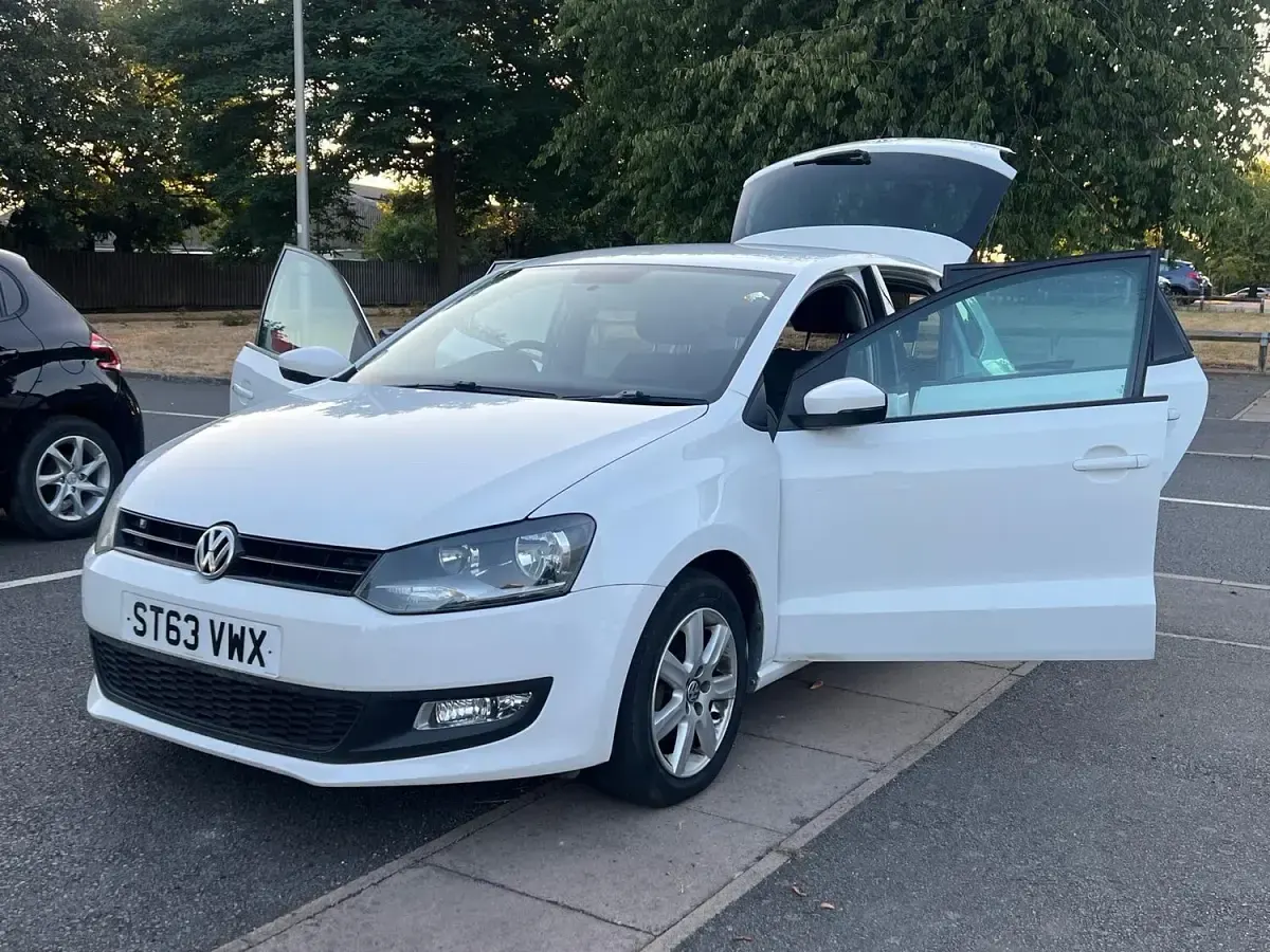 Used VW Polo Edition 60 HP (44 kW) 2014 White Hatchback