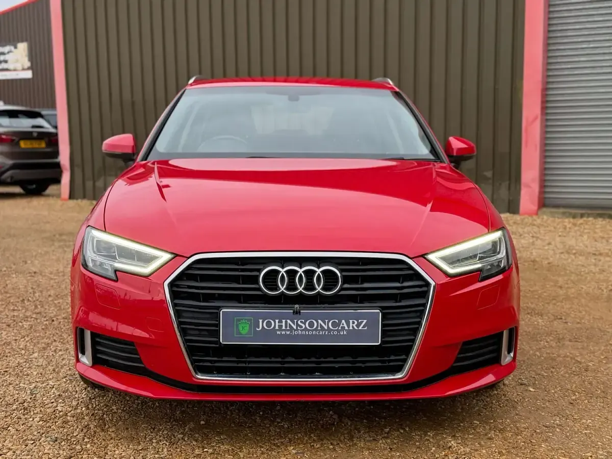 Used Audi A3 Sportback Sport 110 HP (80 kW) 2016 Red Hatchback