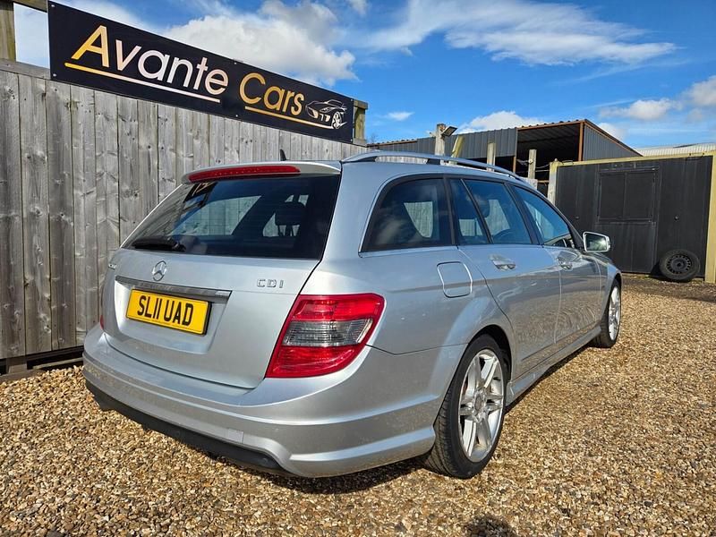 Used Mercedes C200 2011 Silver Estate