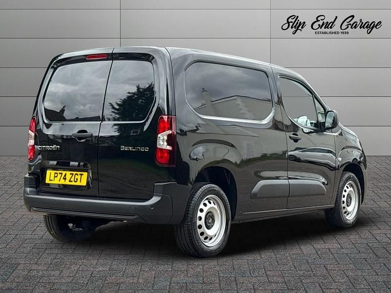 New Citroën Berlingo 101 HP (74 kW) 2025 Black MPV
