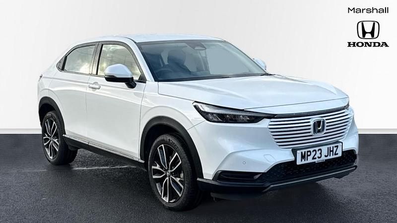 Used Honda HR-V Elegance 131 HP (96 kW) 2023 White SUV