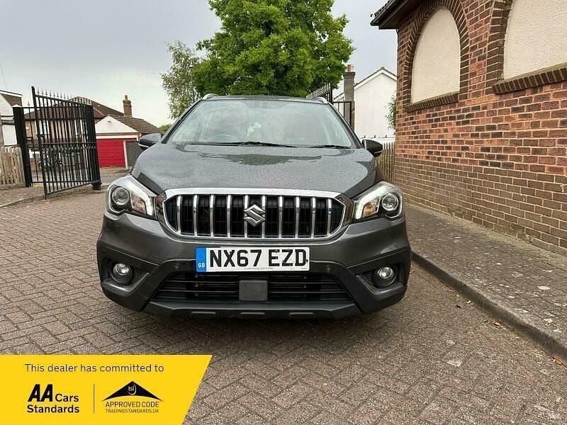 Używany Suzuki SX4 SZ4 111 KM (81 kW) 2019 Szary